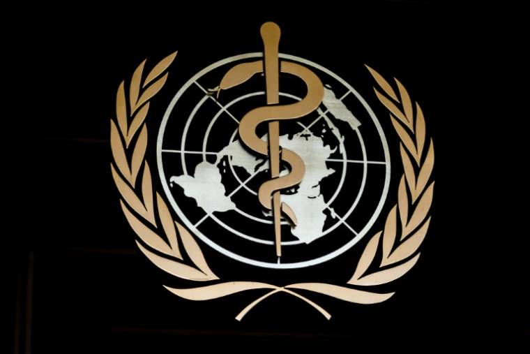 Le logo de l'OMS à Genève, le 24 février 2020 ( AFP / Fabrice COFFRINI )