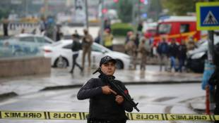 Les forces de l'ordre bouclent le secteur où s'est produit un attentat-suicide à Ankara, le 1er octobre 2023 ( AFP / Adem ALTAN )