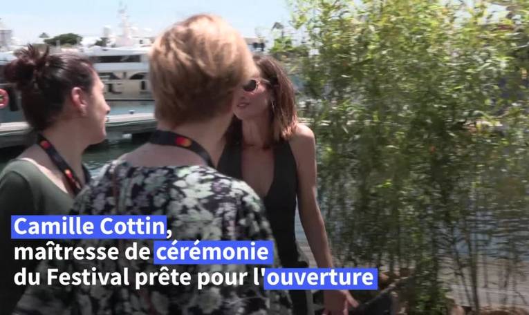 Camille Cottin "émue" avant de présenter la cérémonie d'ouverture du festival de Cannes