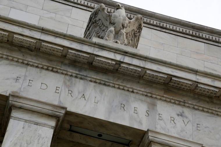 Un aigle surmonte la façade du bâtiment de la Réserve fédérale américaine à Washington
