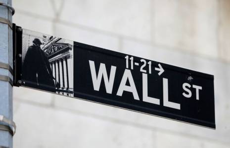 Wall Street termine en baisse après les chiffres robustes du travail
