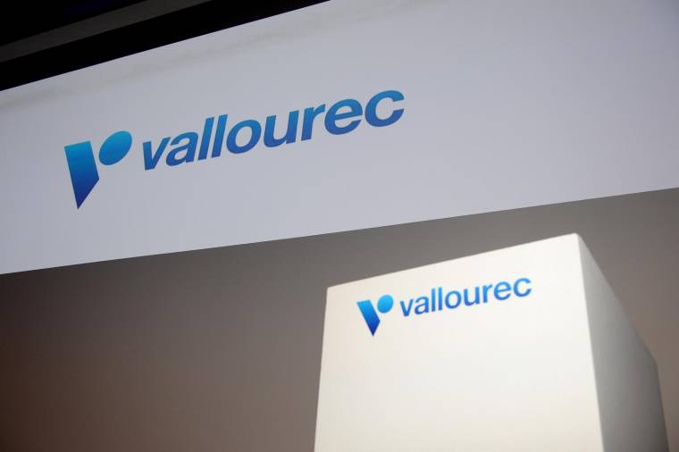 Le logo du groupe de tubes sans soudure Vallourec, photographié le 12 mai 2017  ( AFP / ERIC PIERMONT )