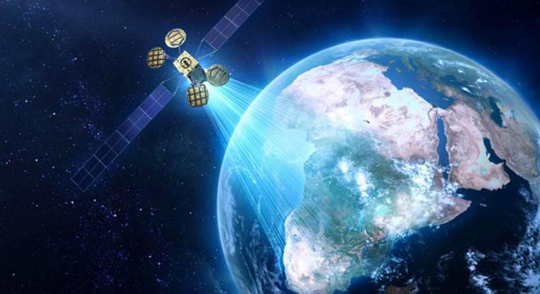 Les opérateurs de satellites Eutelsat et SES sont en grande difficulté. (@ Eutelsat)