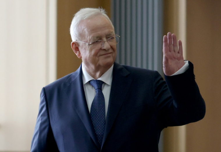 L'ancien PDG de Volkswagen, Martin Winterkorn, à son arrivée pour son procès au tribunal de Brunswick, dans le nord de l'Allemagne, le 3 septembre 2024 ( AFP / Ronny HARTMANN )