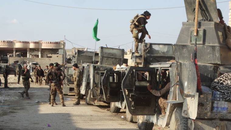 LES FORCES IRAKIENNES PRÉPARENT L'ASSAUT FINAL À RAMADI