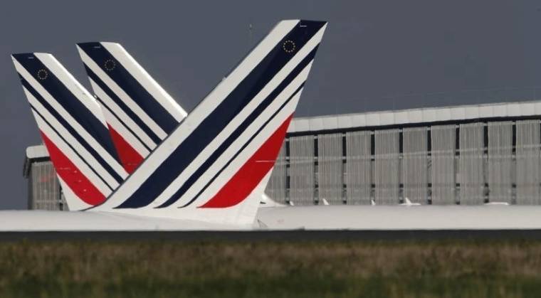 AIR FRANCE-KLM S'ATTEND À UN ÉTÉ DIFFICILE