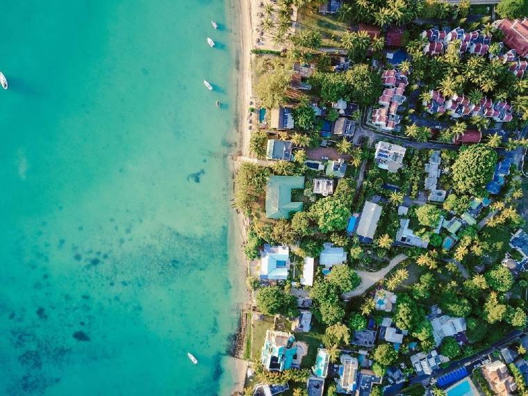 Sur l’île Maurice, des hôteliers vendent des villas à plus de 12 millions d’euros (Crédit photo: John O'Nolan - Unsplash)