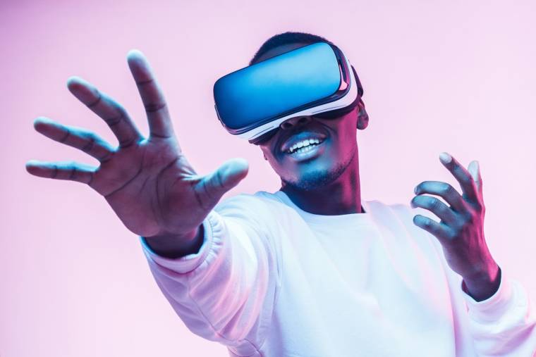 Prenez date pour un plongeon dans la réalité virtuelle (Crédits photo : Shutterstock)