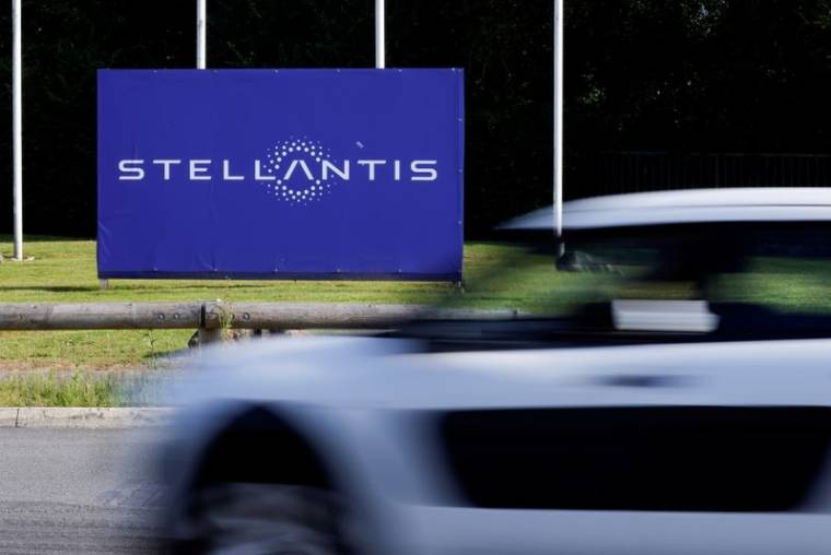 STELLANTIS VISE 20 MILLIARDS D'EUROS DE CA ADDITIONNEL GRÂCE AUX LOGICIELS D'ICI 2030