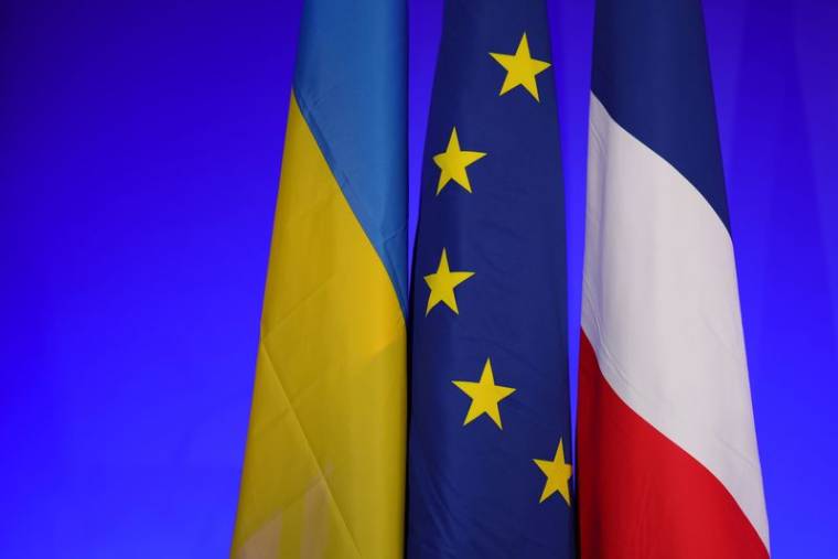 UKRAINE: LA FRANCE PORTE SON AIDE FINANCIÈRE À 2 MDS DE DOLLARS, SELON MACRON