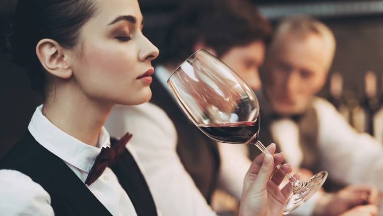Comment reconnaître un bon vin (Crédits photo : Shutterstock)