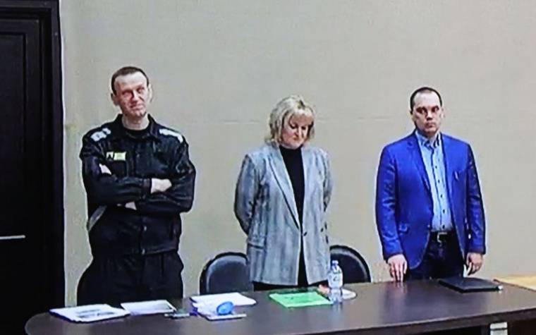 RUSSIE: NAVALNY CONDAMNÉ À NEUF ANS DE PRISON POUR FRAUDE
