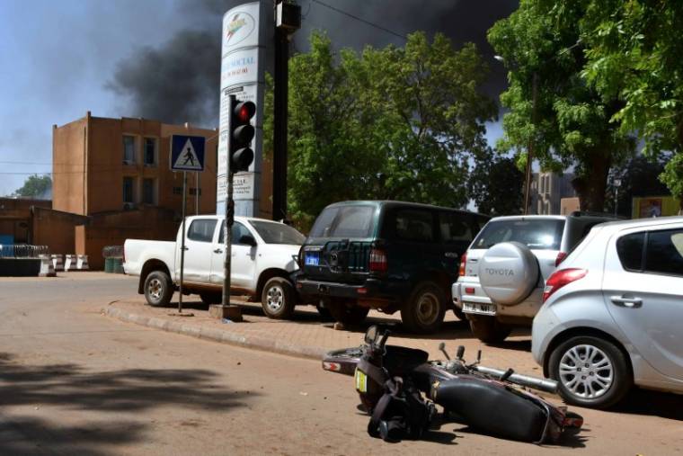 BURKINA FASO: L'AMBASSADE DE FRANCE ET L'ÉTAT MAJOR ATTAQUÉS