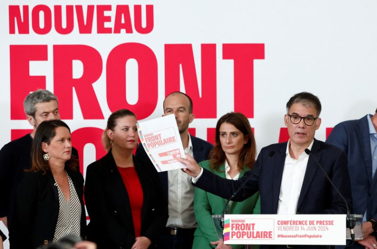 Des représentants du "Nouveau Front populaire" lors d'une conférence de presse