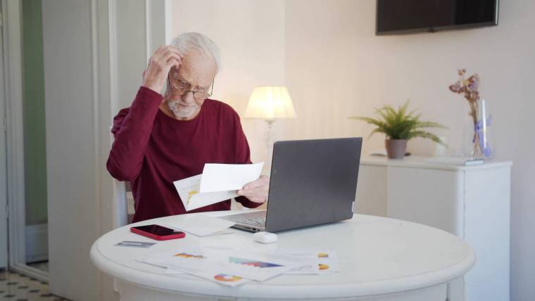 Comment déclarer les erreurs dans le calcul de votre retraite ? - iStock-Ilya Ginzburg
