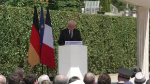 A Oradour-sur-Glane, le président allemand "ému" exprime sa "consternation"