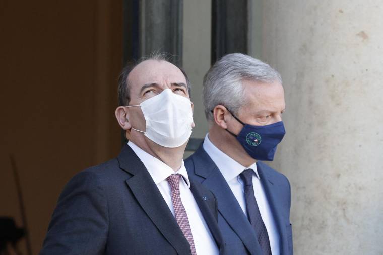 Jean Castex et Bruno Le Maire le 5 janvier 2022, à Paris ( AFP / LUDOVIC MARIN )