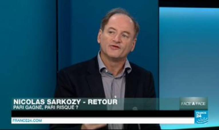 Retour de Sarkozy dans l'arène politique : un pari risqué ?