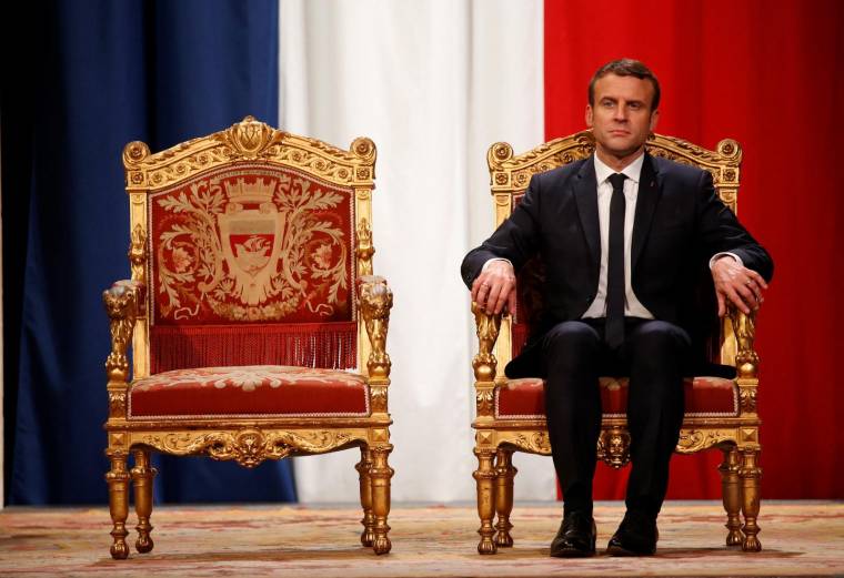Emmanuel Macron, à l'Elysée, en 2017 ( POOL / CHARLES PLATIAU )