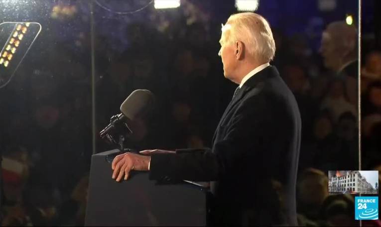 Biden à Varsovie : l'Ukraine reste "libre", le président américain réaffirme son soutien à Kiev