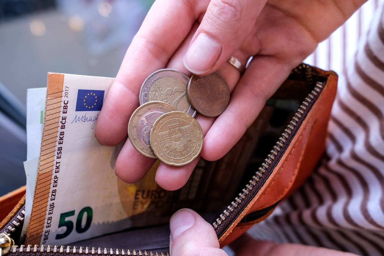 Les Pièces de 1 EURO dans votre Porte-Monnaie qui Peuvent Valoir