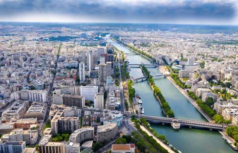 A Paris, on compte 40 % de logements classés F ou G. (DUOTONE / Pixabay)