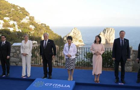 Les ministres des Affaires étrangères du G7 à Capri, en Italie, le 18 avril 2024. ( AFP / TIZIANA FABI )