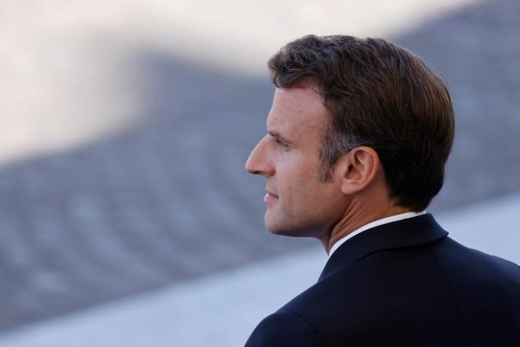 Emmanuel Macron devant le défilé du 14 juillet 2022, à Paris. ( AFP / Ludovic MARIN )