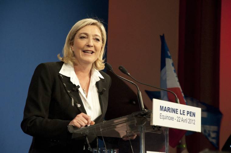 Photo : Rémi Noyon - Marine Le Pen défend la mise en place d'un euro à deux monnaies