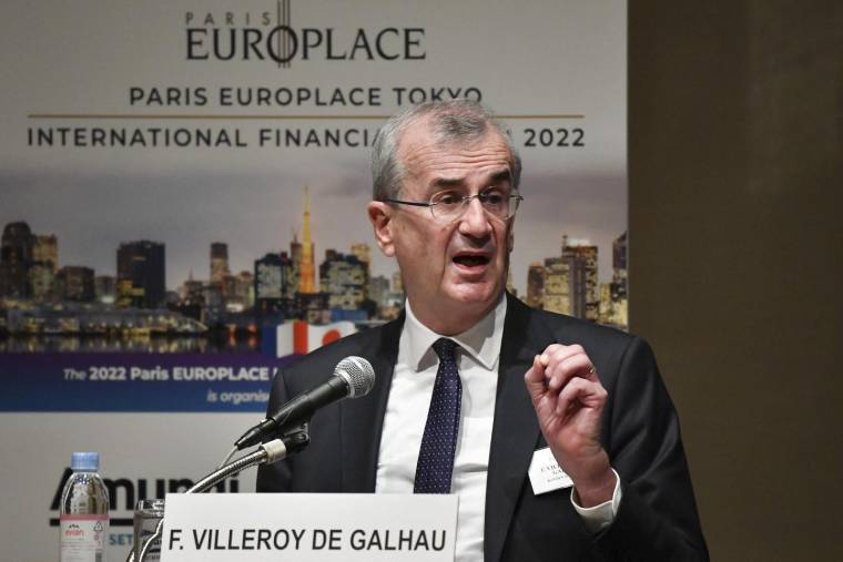 François Villeroy de Galhau, gouverneur de la Banque de France, le 15 novembre 2022 à Tokyo. ( AFP / KAZUHIRO NOGI )