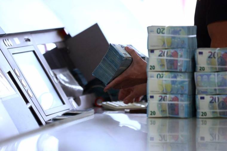 Un paquet de billets de 20 euros, dans un complexe de la Banque du Portugal
