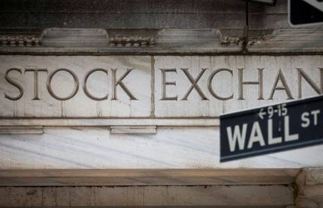 Wall Street clôture sur de nouveaux records