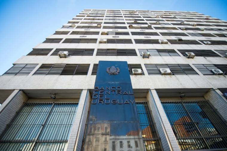 Le siège de la Banque centrale d'Uruguay à Montevideo, le 19 avril 2024 ( AFP / Pablo VERA )