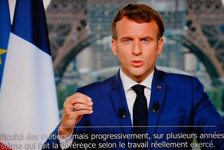 Emmanuel Macron à Paris, le 12 juillet 2021. ( AFP / LUDOVIC MARIN )
