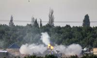 Un char israélien tire vers la bande de Gaza, le 4 décembre 2023 ( AFP / JACK GUEZ )