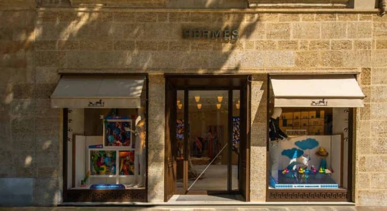 Hermès vient de terminer les travaux de rénovation de sa boutique d’Aix-en-Provence. (© B. Teillet)