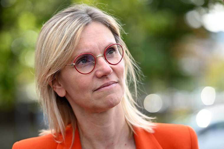 Agnès Pannier-Runacher, la ministre de la Transition écologique, le 15 septembre 2022 à Montigny-le-Bretonneux. ( AFP / BERTRAND GUAY )