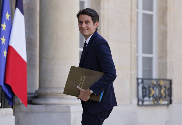 Gabriel Attal à Paris, le 4 juillet 2022. ( AFP / LUDOVIC MARIN )