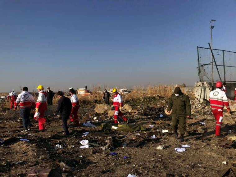 UN BOEING 737 D'UKRAINE AIRLINES S'ÉCRASE EN IRAN, AU MOINS 170 MORTS