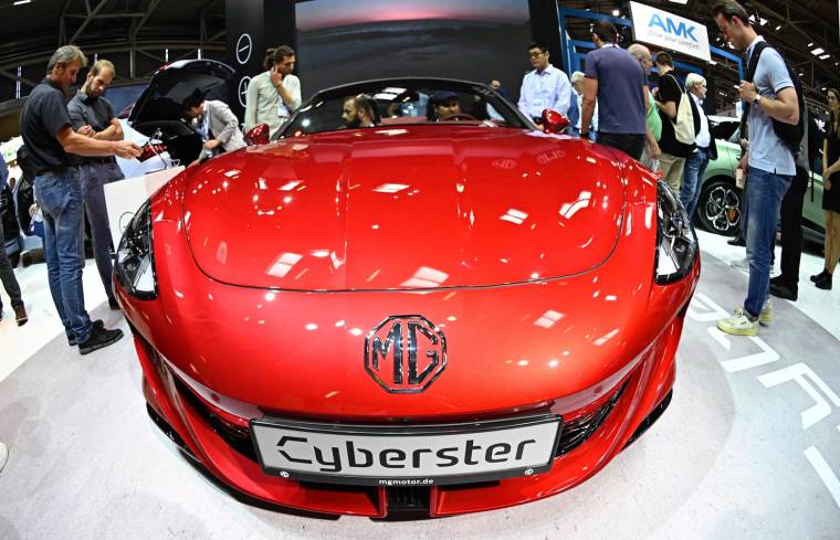 Cyberster, premier cabriolet électrique de grande série du marché, à Munich, le 6 septembre 2023.  ( AFP / TOBIAS SCHWARZ )