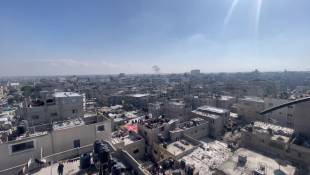 Volute de fumée après une frappe israélienne sur Rafah