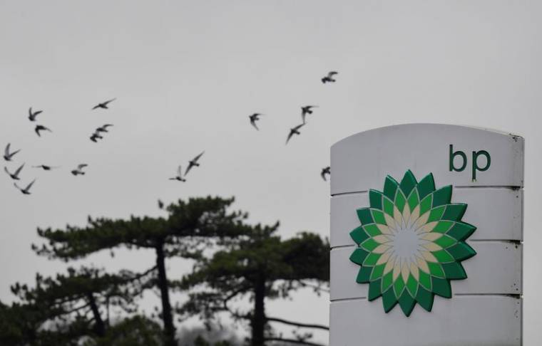 BP AUGMENTE SES RACHATS D'ACTIONS, MEILLEUR BÉNÉFICE TRIMESTRIEL DEPUIS UNE DÉCENNIE