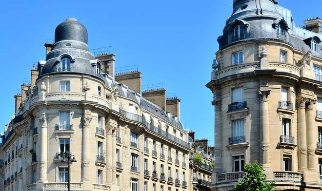 L'immobilier parisien est réputé cher, mais les prix seraient désormais 70% plus élevés à New York et 170% plus élevés à Londres selon l'agence Barnes.
