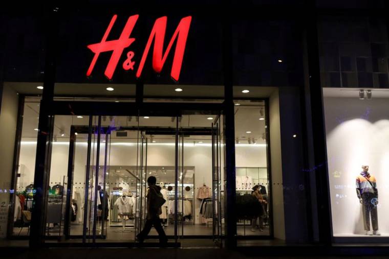 H&M AFFICHE DES VENTES MEILLEURES QU'ATTENDU AU 2E TRIMESTRE AVEC LE REBOND DE LA DEMANDE