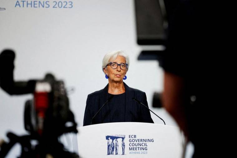 Christine Lagarde, présidente de la Banque centrale européenne (BCE), s'adresse aux journalistes après une réunion de politique monétaire du Conseil des gouverneurs de la BCE