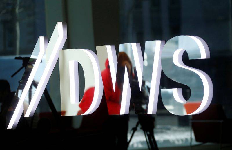 Logo de DWS Asset Management, filiale de la Deutsche Bank au siège de la société à Francfort