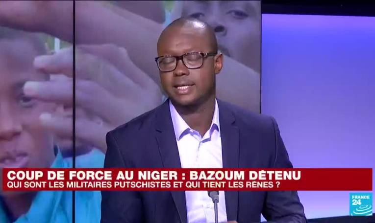 Coup de force au Niger : "on s'oriente vers un coup d'État qui est en train d'être consommé"