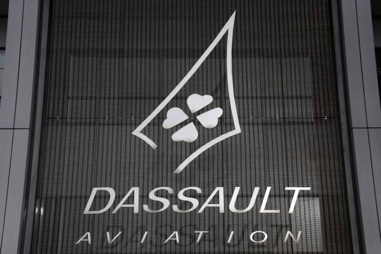 PARADISE PAPERS: DASSAULT DIT RESPECTER SES OBLIGATIONS FISCALES