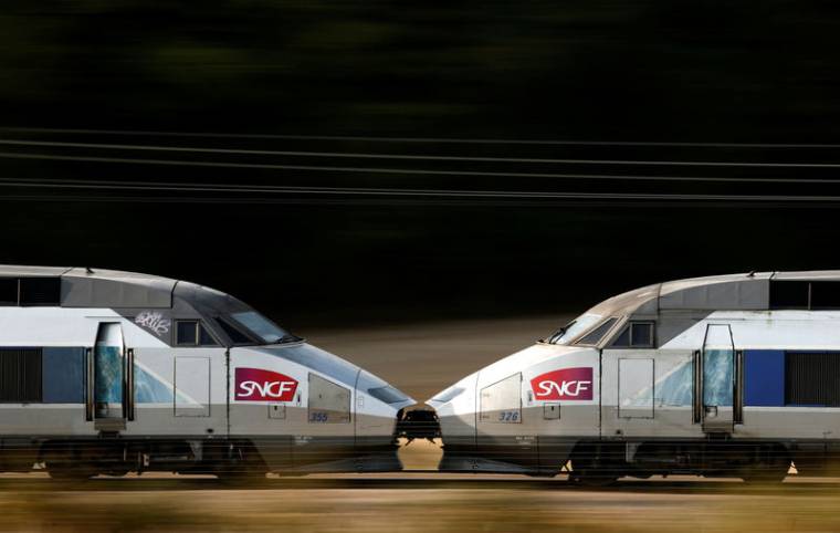 LES SYNDICATS RADICAUX DE LA SNCF EN DANGER
