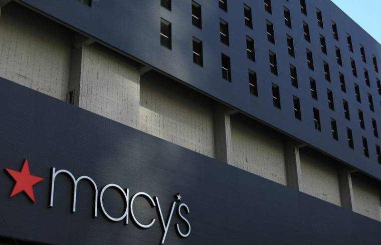 MACY'S REVOIT SES PRÉVISIONS À LA BAISSE FACE À LA HAUSSE DE L'INFLATION